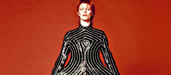 DAVID BOWIE AT V&A 